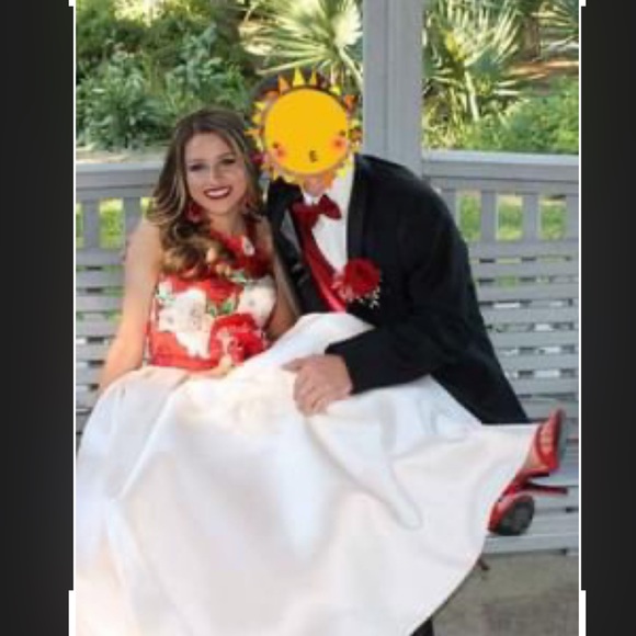 Camille La Vie Two Piece Formal - Picture 6 of 7